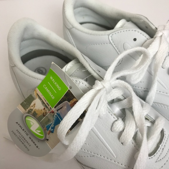 Athletic Works Walking Shoe. NWT Size 6. - Picture 3 of 8